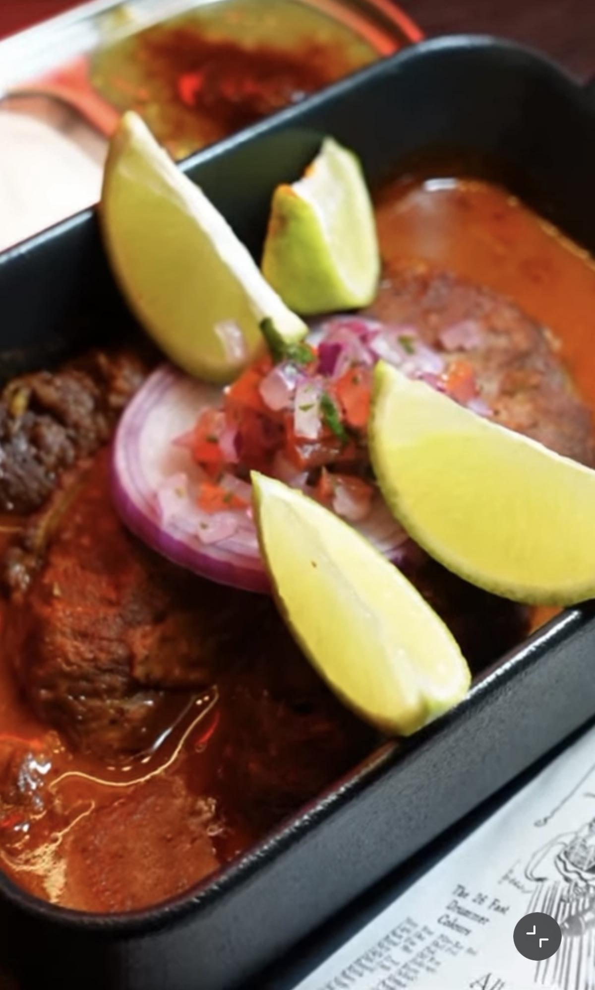 TACOS DE COCHINITA PIBIL